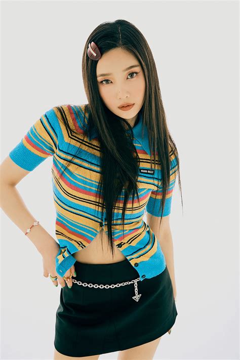 joy singer|Joy (Red Velvet) .